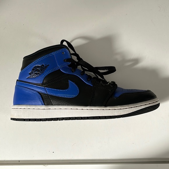 Blue Black Jordan 1 Royals - Picture 3 of 6